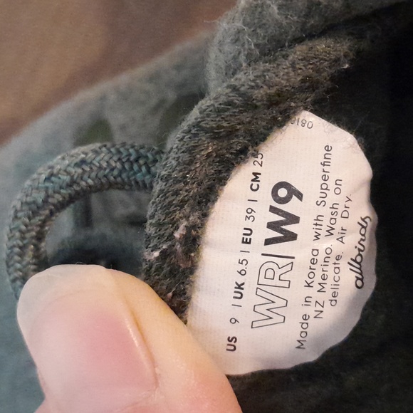 Allbirds Green Wool Runners Sneakers Size 9 - Picture 8 of 9